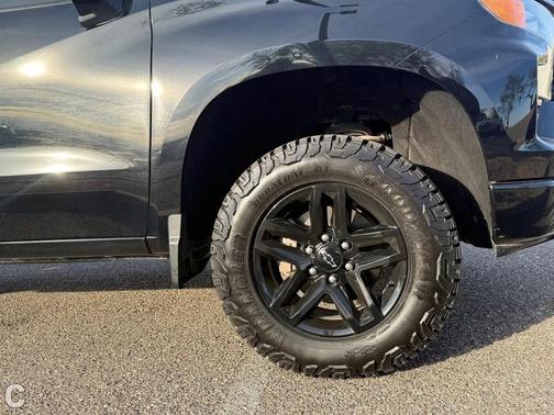 2022 Chevrolet Silverado 1500 Custom Trail Boss