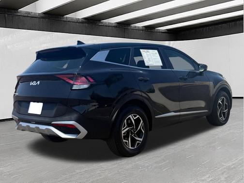 Fusion Black 2025 Kia Sportage LX