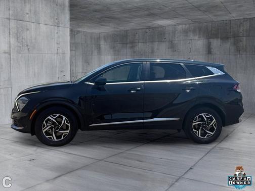 Fusion Black 2025 Kia Sportage LX