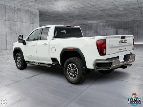 Summit White 2024 GMC Sierra 2500 SLE