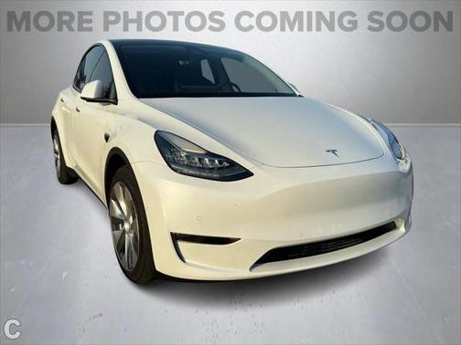 2022 Tesla Model Y Long Range Dual Motor All-Wheel Drive