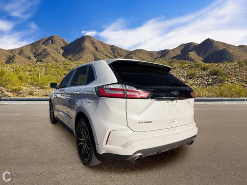 White Platinum Metallic Tri-Coat 2019 Ford Edge Titanium