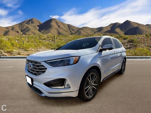 White Platinum Metallic Tri-Coat 2019 Ford Edge Titanium