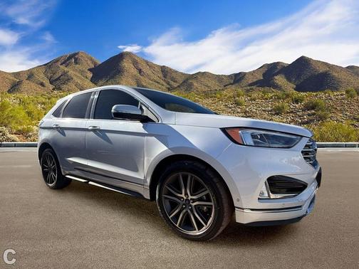 White Platinum Metallic Tri-Coat 2019 Ford Edge Titanium