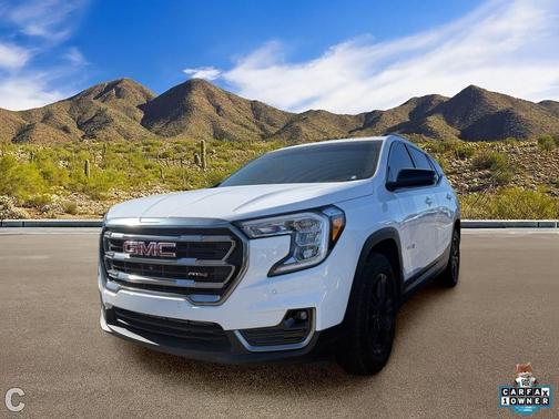 Summit White 2024 GMC Terrain AWD AT4