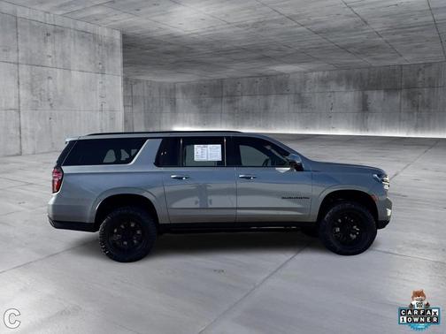 2024 Chevrolet Suburban RST