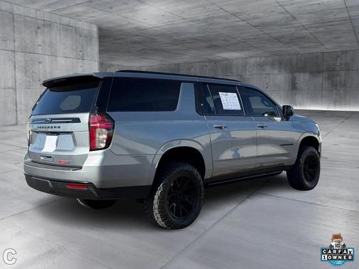 2024 Chevrolet Suburban RST