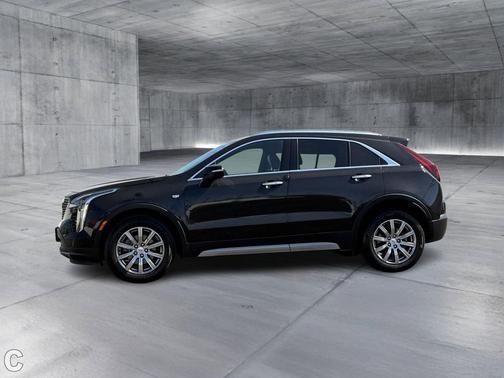 Stellar Black Metallic 2022 Cadillac XT4 Premium Luxury