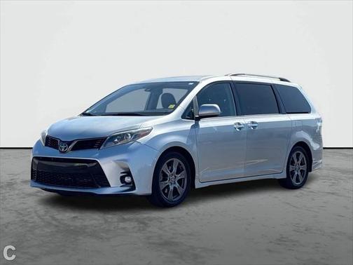 2019 Toyota Sienna SE
