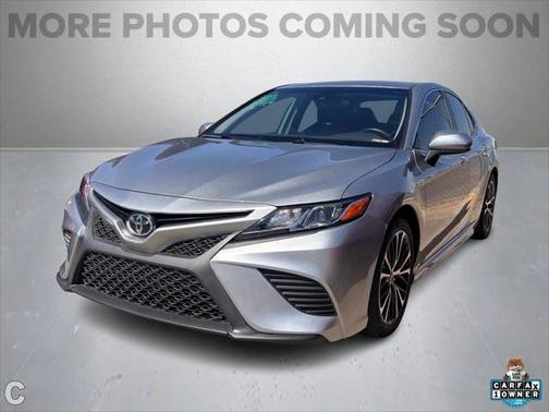 2020 Toyota Camry SE