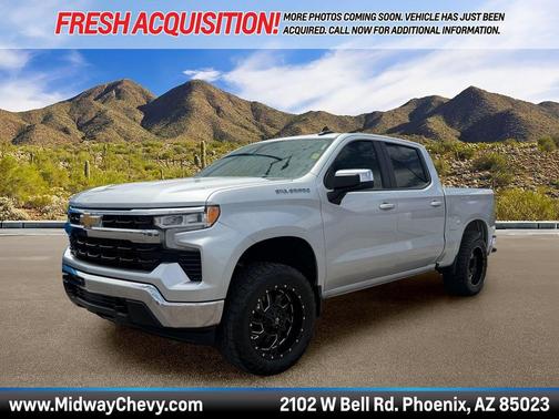 Silver Ice Metallic 2022 Chevrolet Silverado 1500 LT