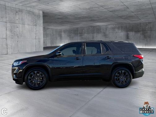 Mosaic Black Metallic 2021 Chevrolet Traverse RS