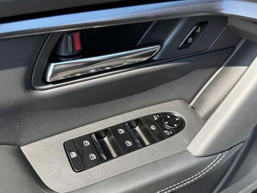 Jet Black Mica 2026 Mazda CX-5 2.5 S Select Package
