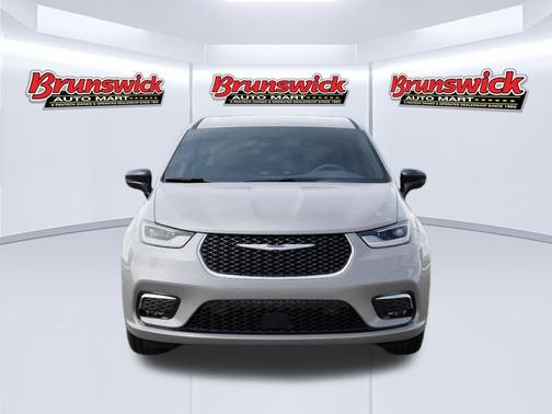 Silver Mist Clearcoat 2026 Chrysler Pacifica L