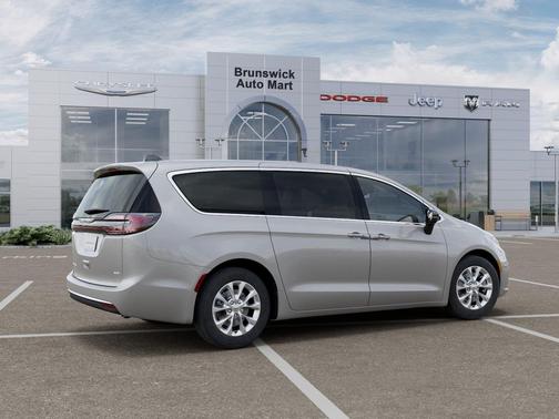 Silver Mist Clearcoat 2026 Chrysler Pacifica L
