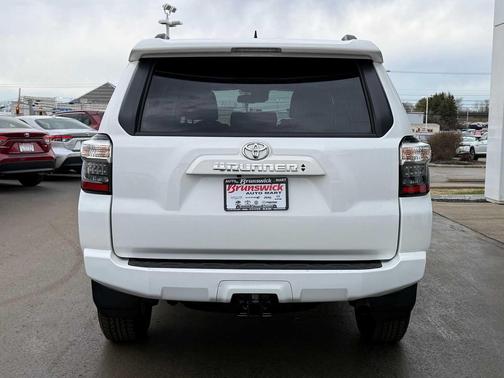 Ice Cap 2023 Toyota 4Runner SR5 Premium