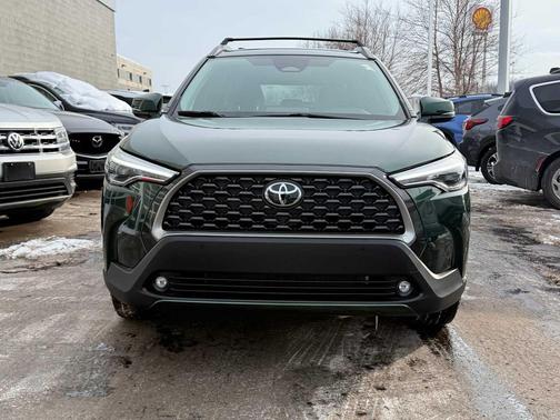2023 Toyota Corolla Cross XLE