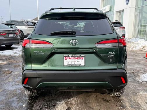 2023 Toyota Corolla Cross XLE