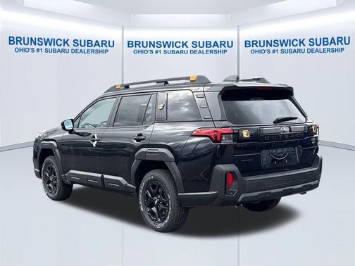 Crystal Black Silica 2026 Subaru Outback Wilderness