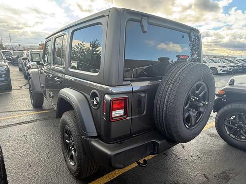 2026 Jeep Wrangler Sport