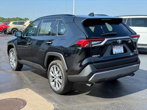 2022 Toyota RAV4 Limited