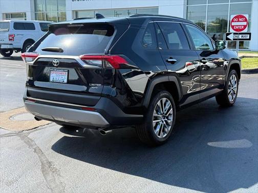 2022 Toyota RAV4 Limited