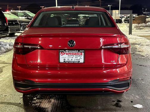2024 Volkswagen Jetta 1.5T SE