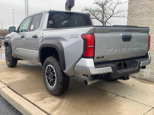 2025 Toyota Tacoma TRD Off Road