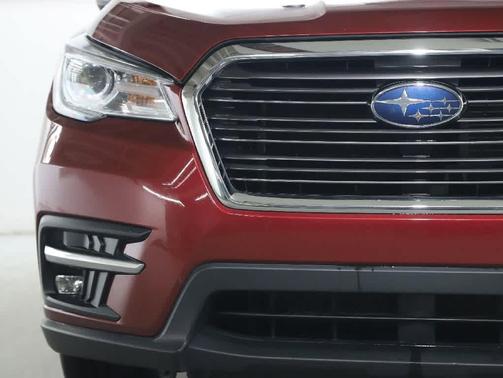 Crimson Red Pearl 2022 Subaru Ascent Limited 7-Passenger