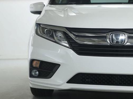 Platinum White Pearl 2020 Honda Odyssey EX-L w/Navigation/RES