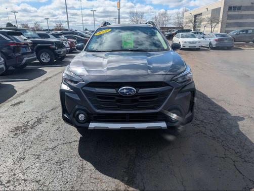 Magnetite Gray Metallic 2025 Subaru Outback Limited