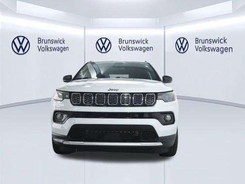 Bright White Clearcoat 2024 Jeep Compass Limited