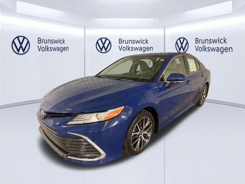 Reservoir Blue 2024 Toyota Camry Hybrid XLE