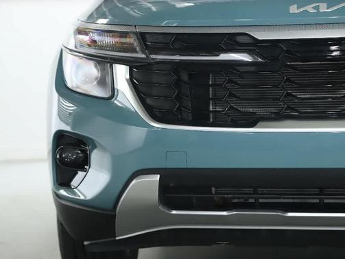 Pluton Blue 2024 Kia Seltos EX