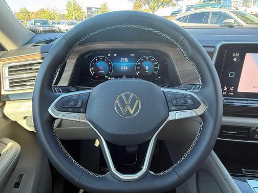 2026 Volkswagen Atlas 2.0T SE w/Technology 4MOTION