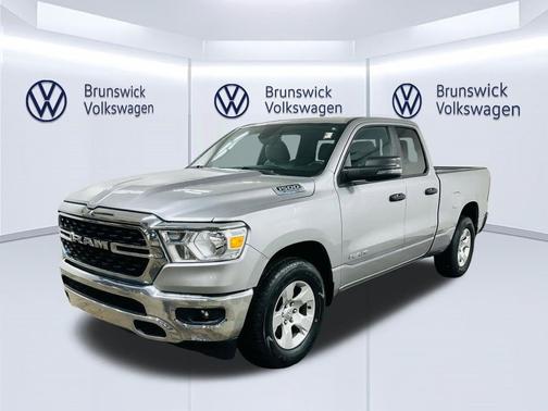 Billet Silver Metallic Clearcoat 2023 RAM 1500 Big Horn/Lone Star