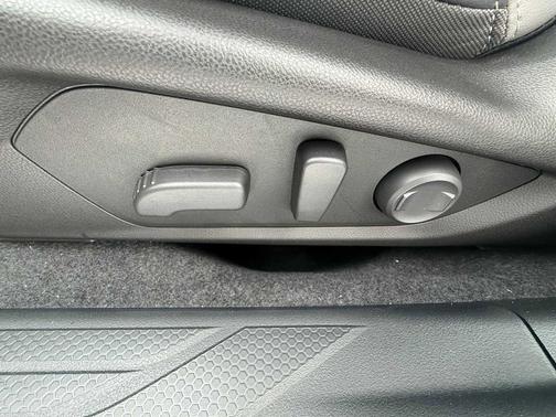 Crystal Black Silica 2026 Subaru Outback Limited