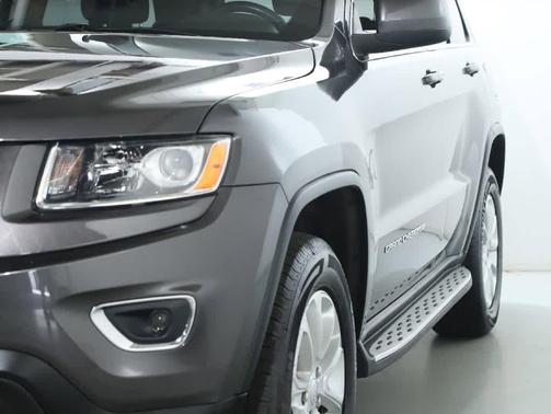 Granite Crystal Metallic Clearcoat 2015 Jeep Grand Cherokee Laredo