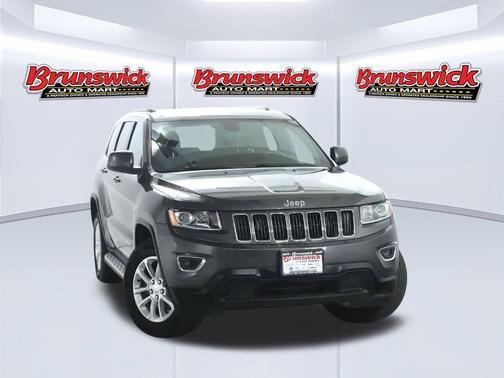 Granite Crystal Metallic Clearcoat 2015 Jeep Grand Cherokee Laredo