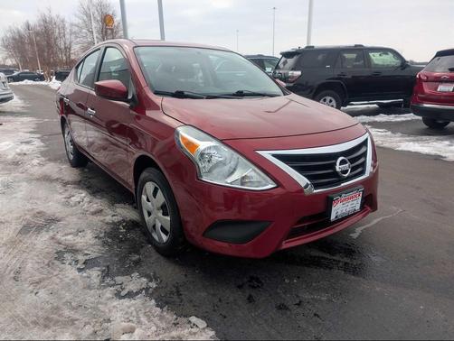2017 Nissan Versa 1.6 SV