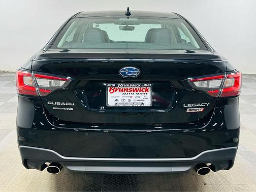 2023 Subaru Legacy Sport