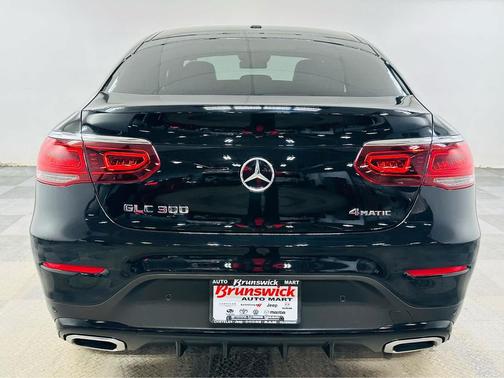2022 Mercedes-Benz GLC 300 4MATIC Coupe