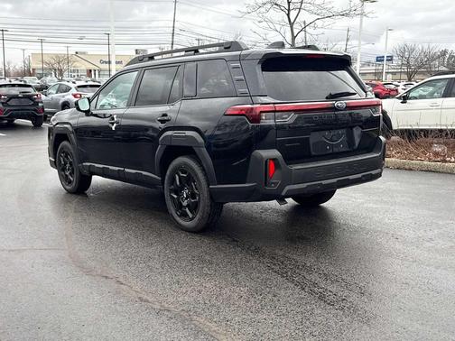 Crystal Black Silica 2026 Subaru Outback Limited