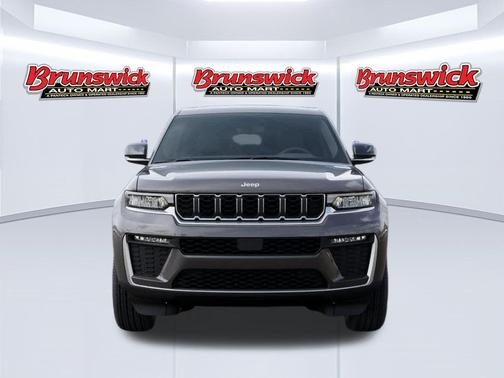 Baltic Gray Metallic Clearcoat 2026 Jeep Grand Cherokee Limited