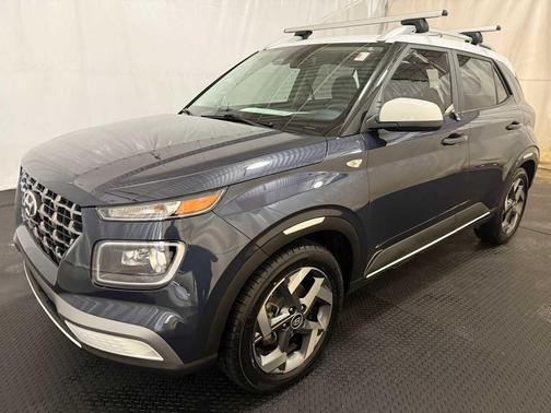 2023 Hyundai VENUE Limited