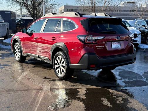 2025 Subaru Outback Premium