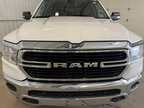 Bright White Clearcoat 2020 RAM 1500 Big Horn/Lone Star