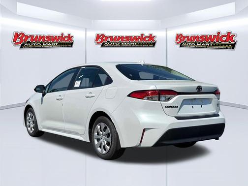 Ice Cap 2026 Toyota Corolla LE