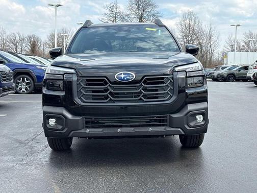 Crystal Black Silica 2026 Subaru Outback Touring XT