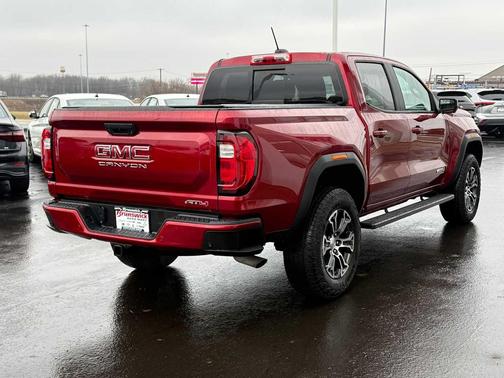 2023 GMC Canyon AT4